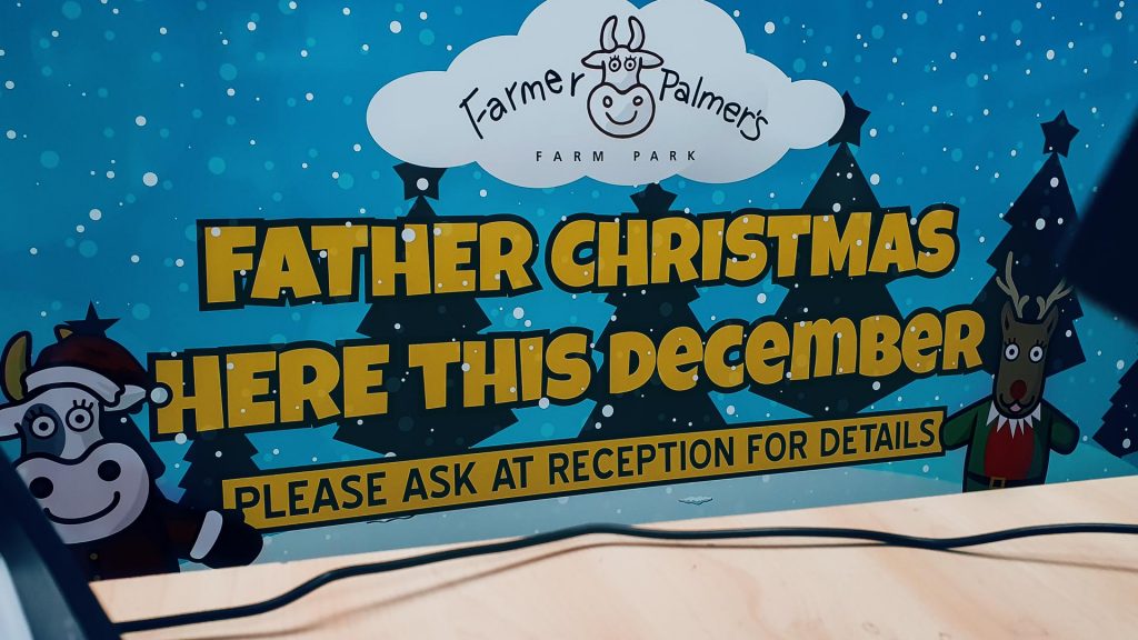 Portfolio - Farmer Palmer's Father Christmas 2019 Sign - Insignia Signs