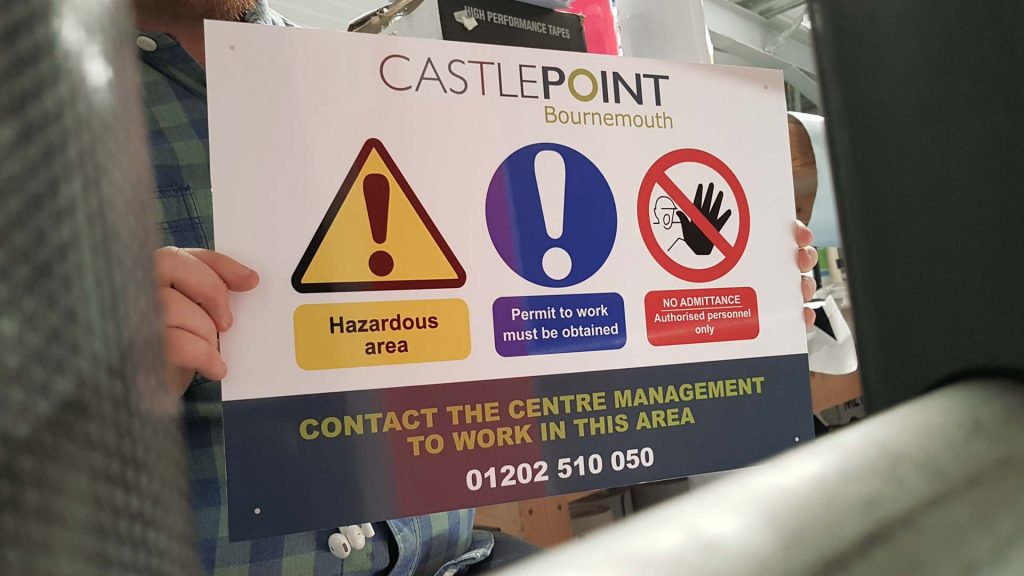 Portfolio - Castlepoint No Admittance Sign - Insignia Signs